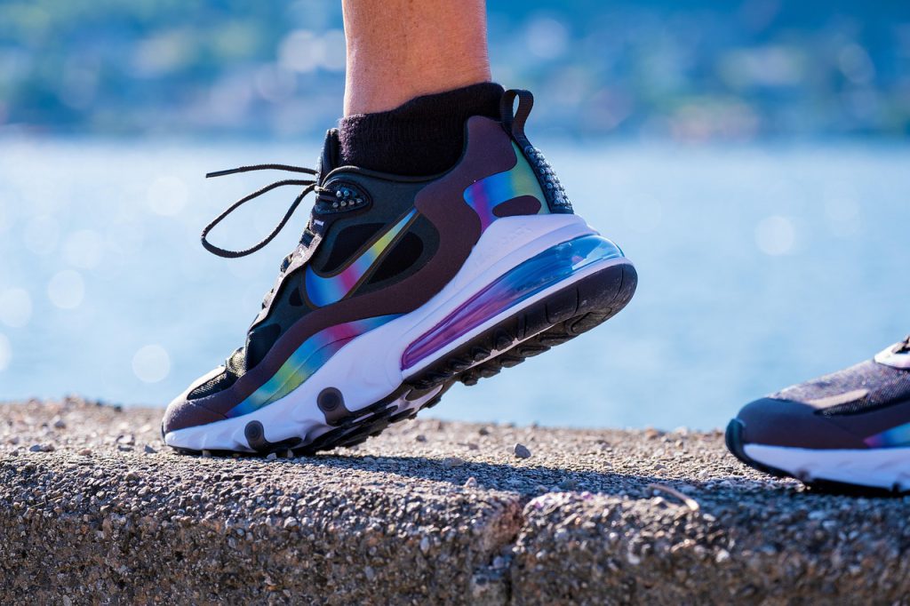 shoes-5379215_1280